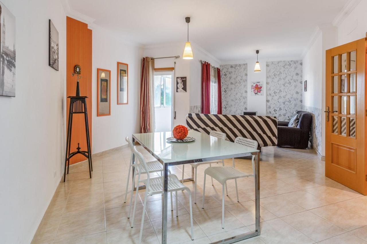 Spacious 2 Bdr Apartment W/ Patio By Lovelystay Armacao de Pera Exterior photo