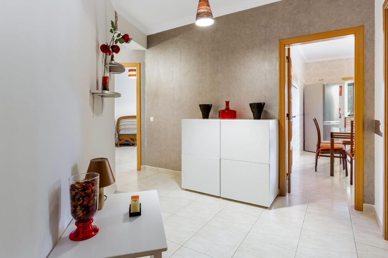 Spacious 2 Bdr Apartment W/ Patio By Lovelystay Armacao de Pera Exterior photo